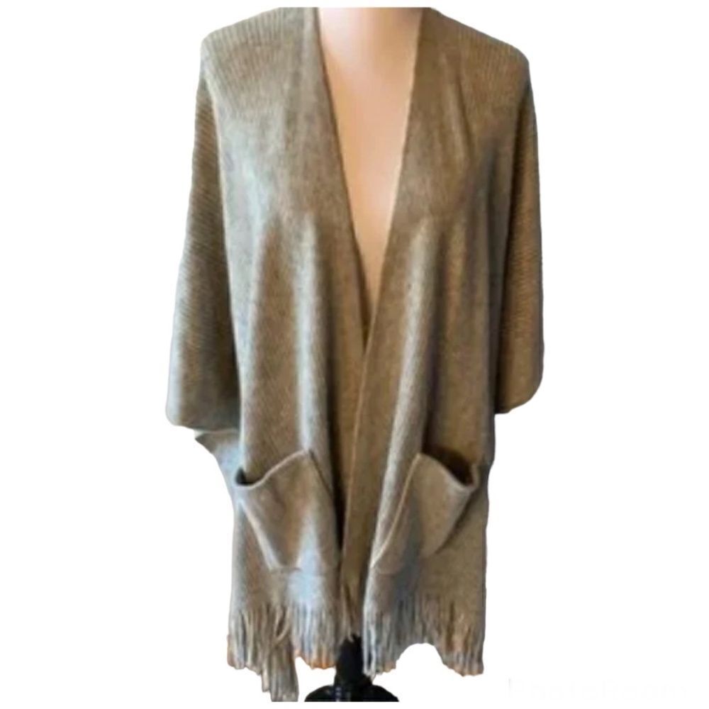 🆕 Cejon Ribbed Fringe Wrap w/Pockets OSFM - Picture 2 of 6